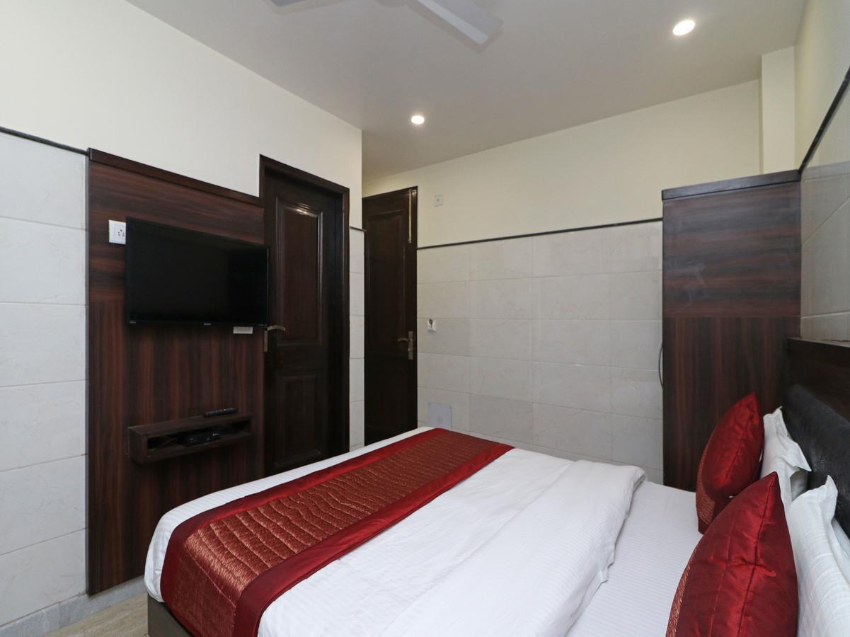 Oyo 11594 Hotel Tvs New Delhi Luaran gambar