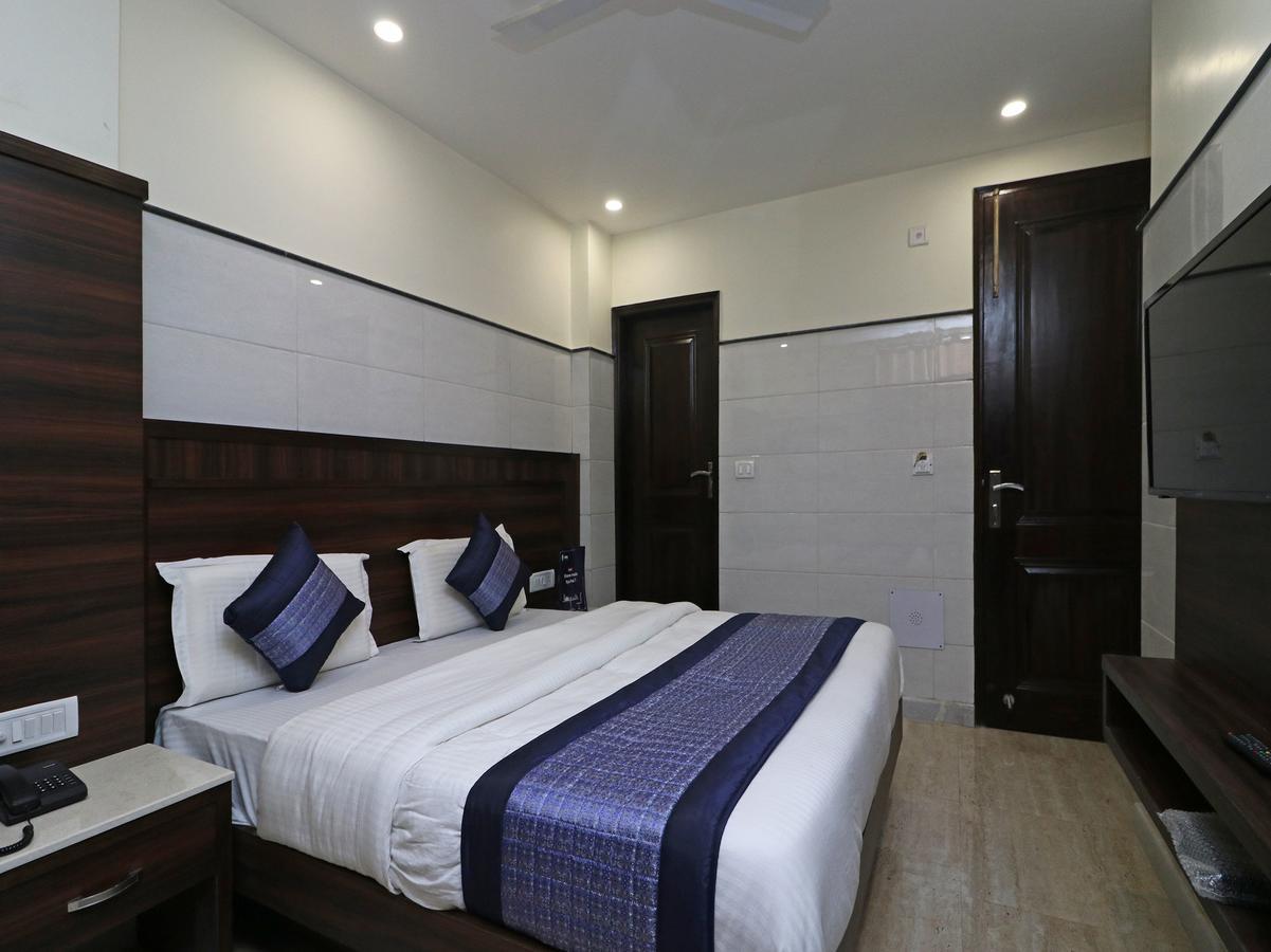 Oyo 11594 Hotel Tvs New Delhi Luaran gambar